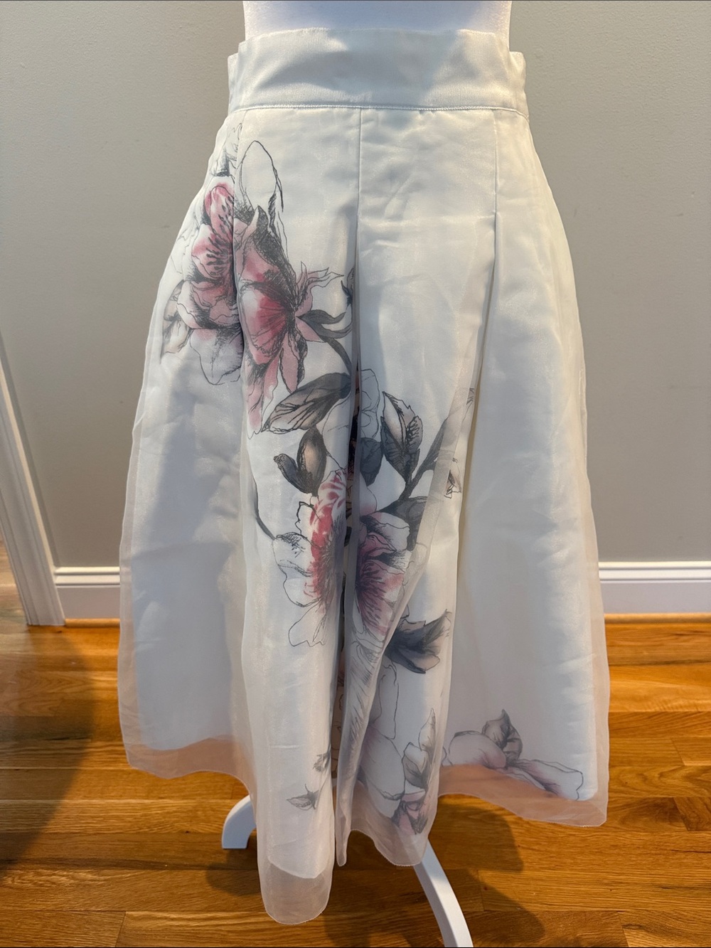 White House Black Market White A-Line Midi Skirt with Pink Floral Print